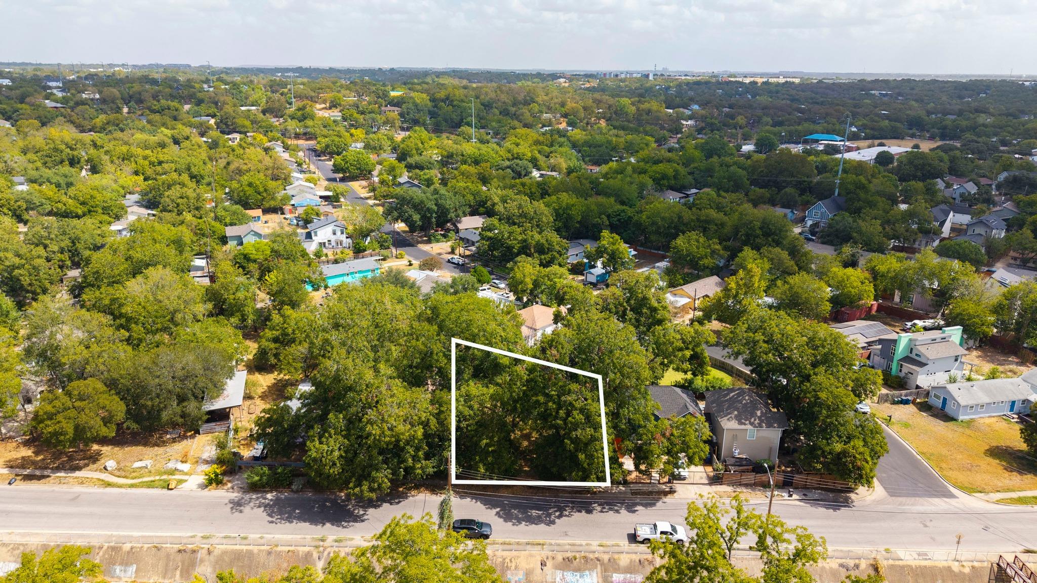 4910 Sara Dr Property Photo 1