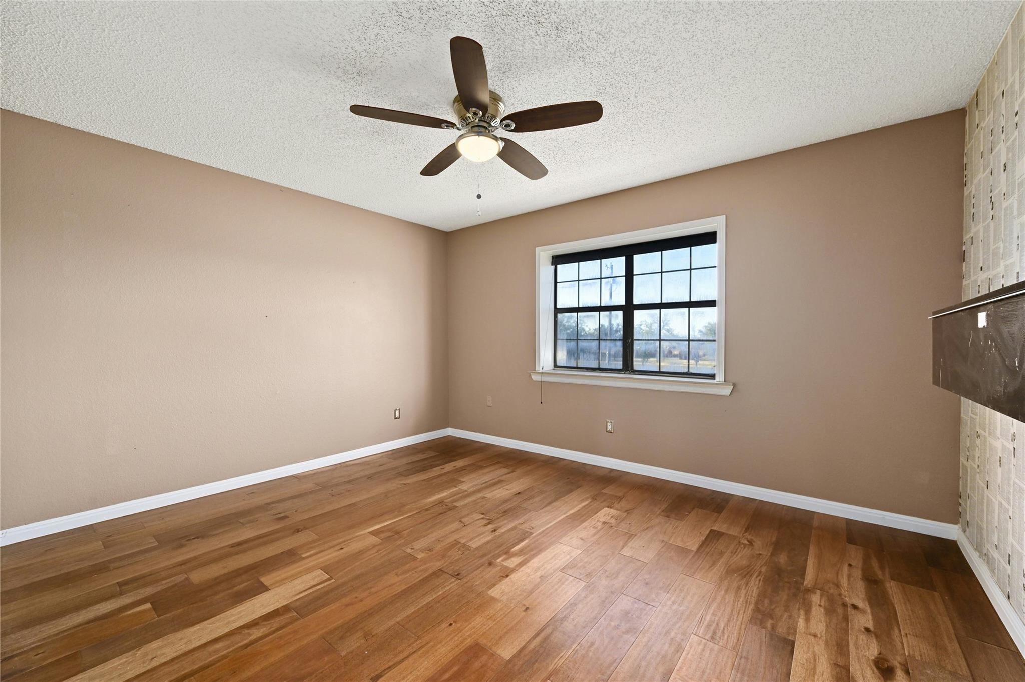 105 Deep Lake Cir Property Photo 14