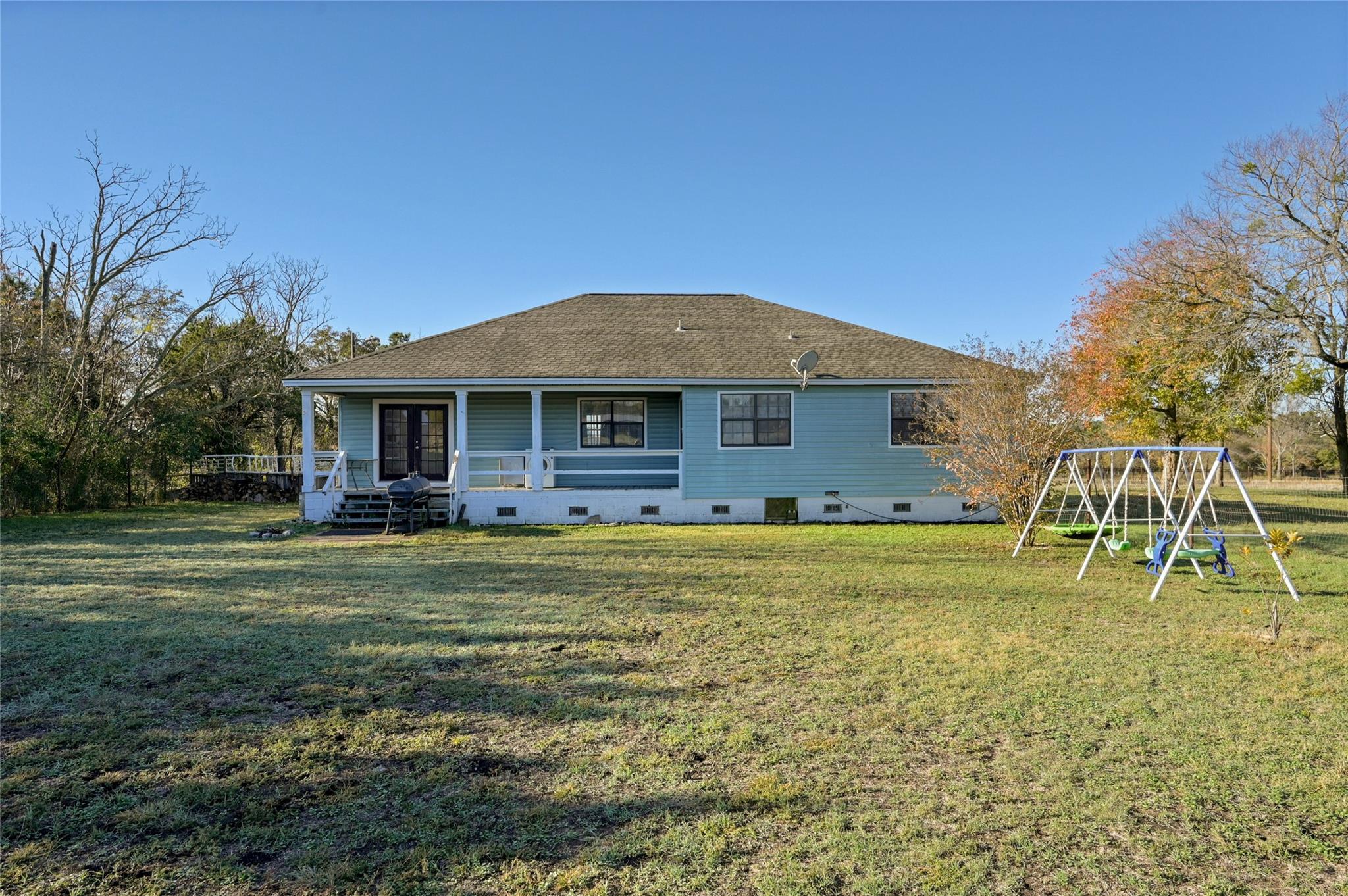 105 Deep Lake Cir Property Photo 16