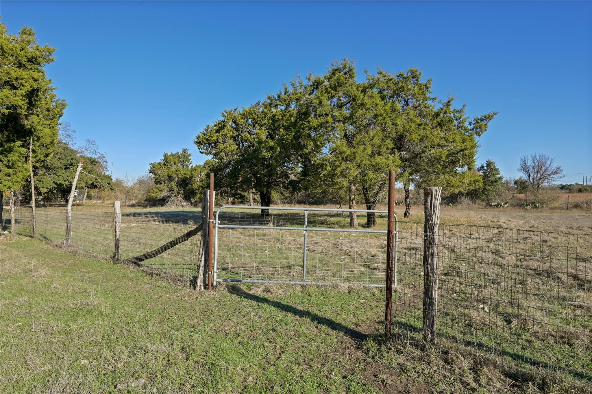 105 Deep Lake Cir Property Photo 20
