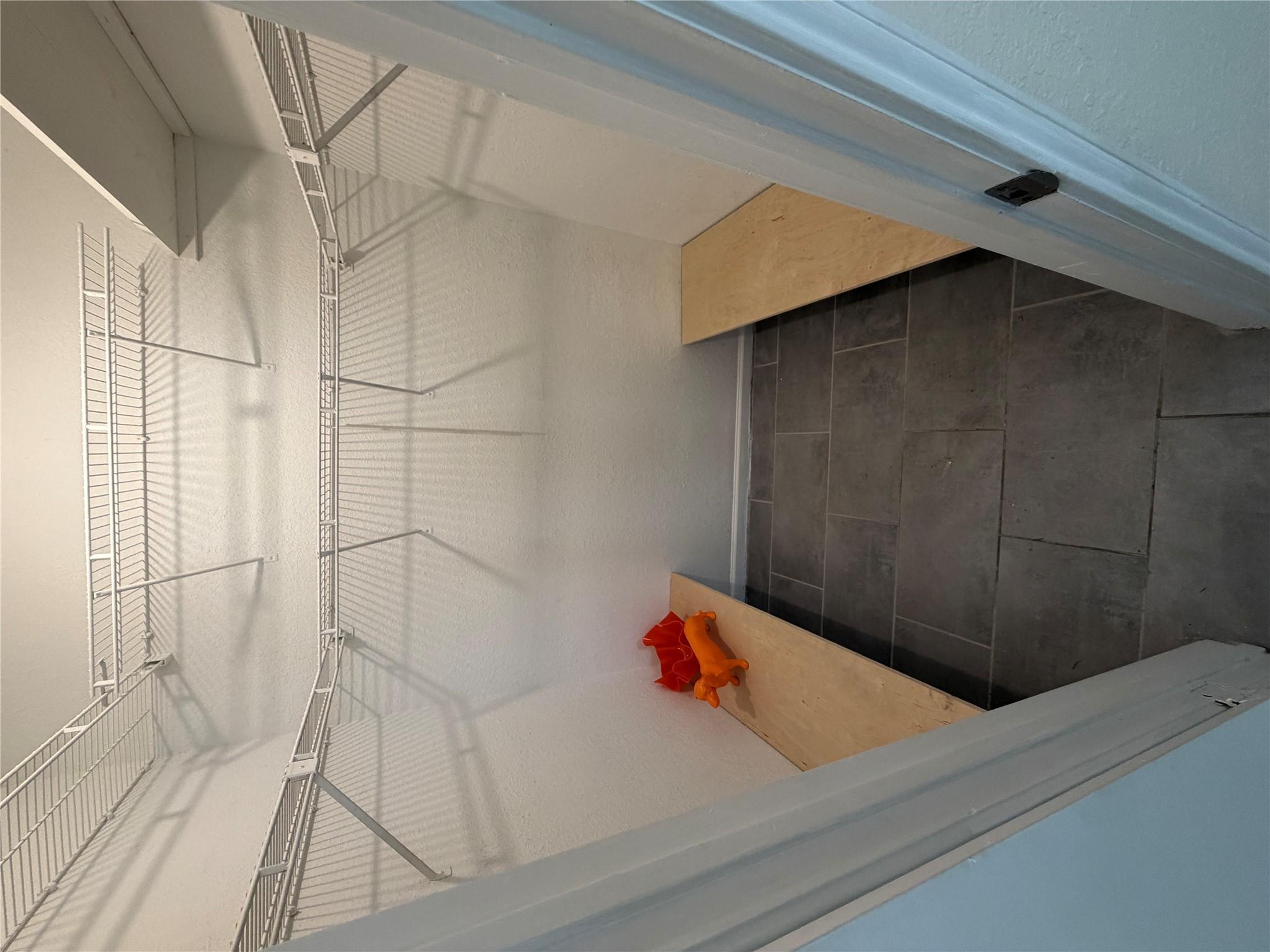 507 Cutty Trl #b Property Photo 12