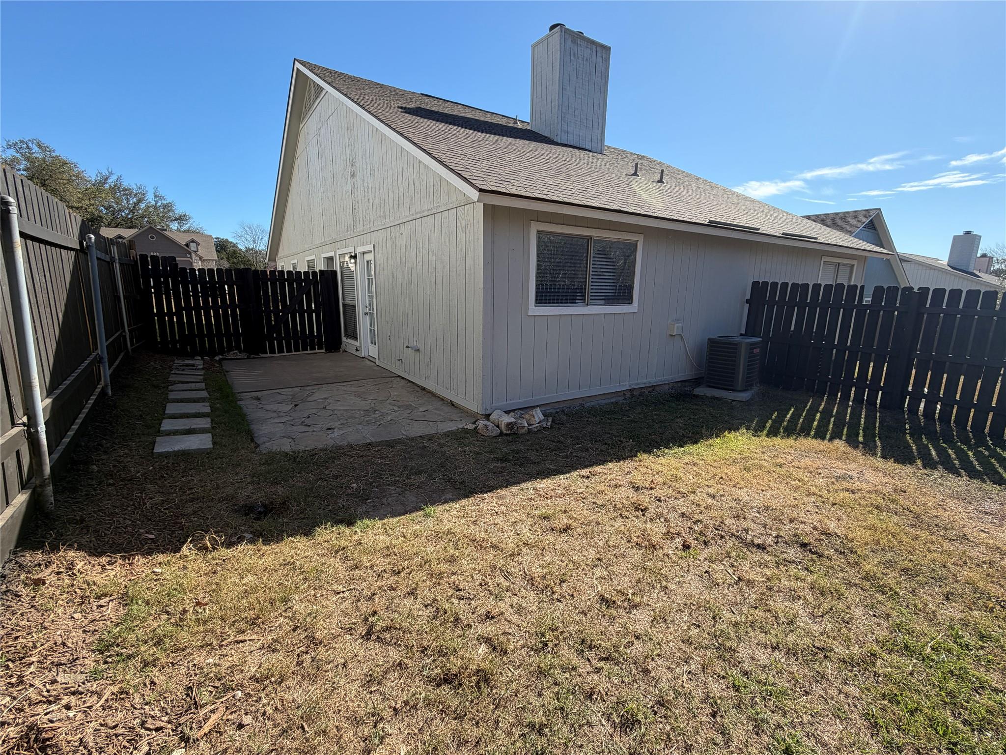 507 Cutty Trl #b Property Photo 23