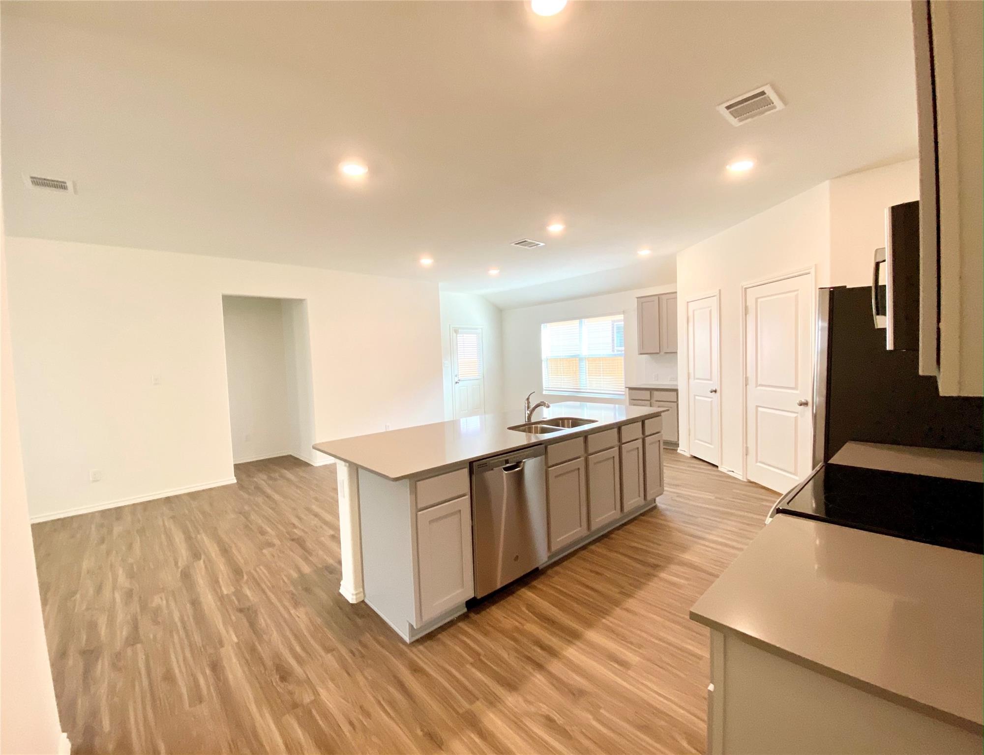 204 Meaningful Dr Property Photo 3