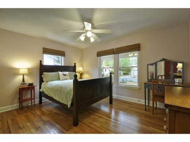1404 Karen Ave Property Photo 9