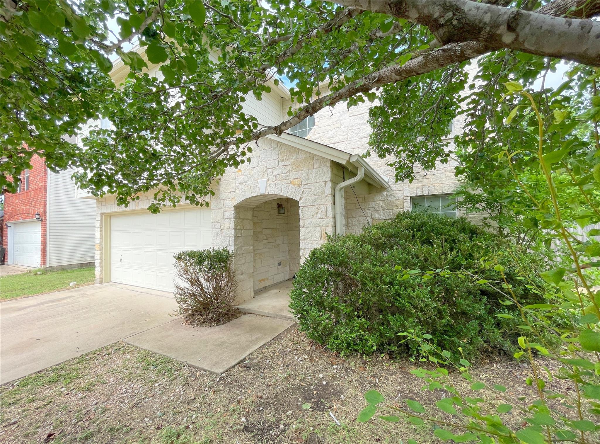 3079 Hill St Property Photo 3