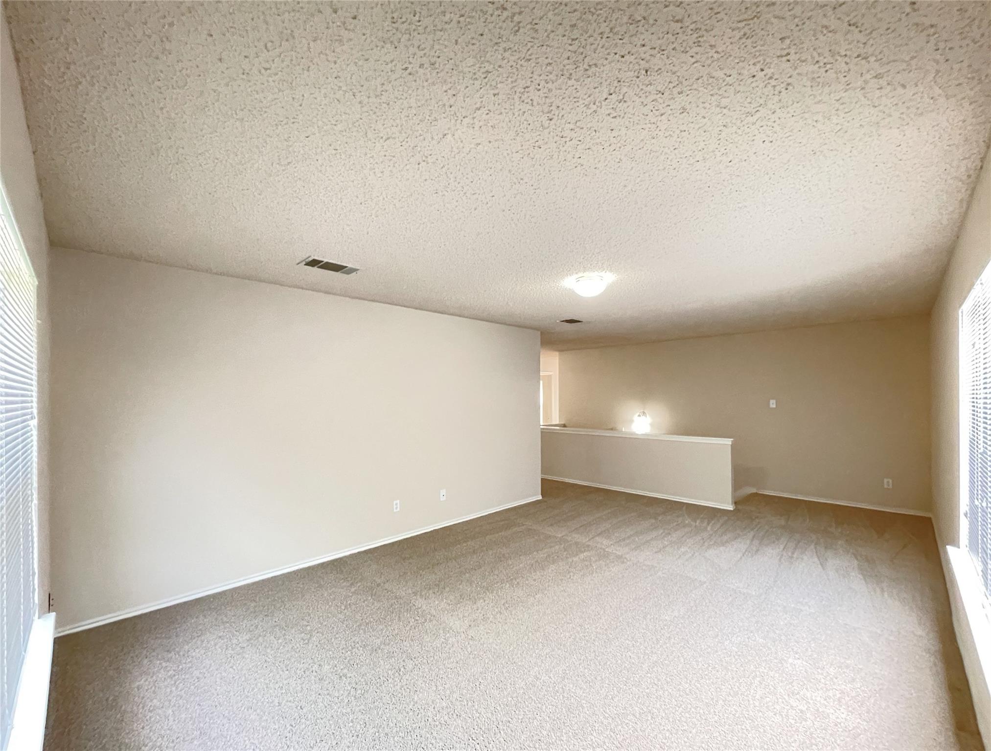 3079 Hill St Property Photo 15