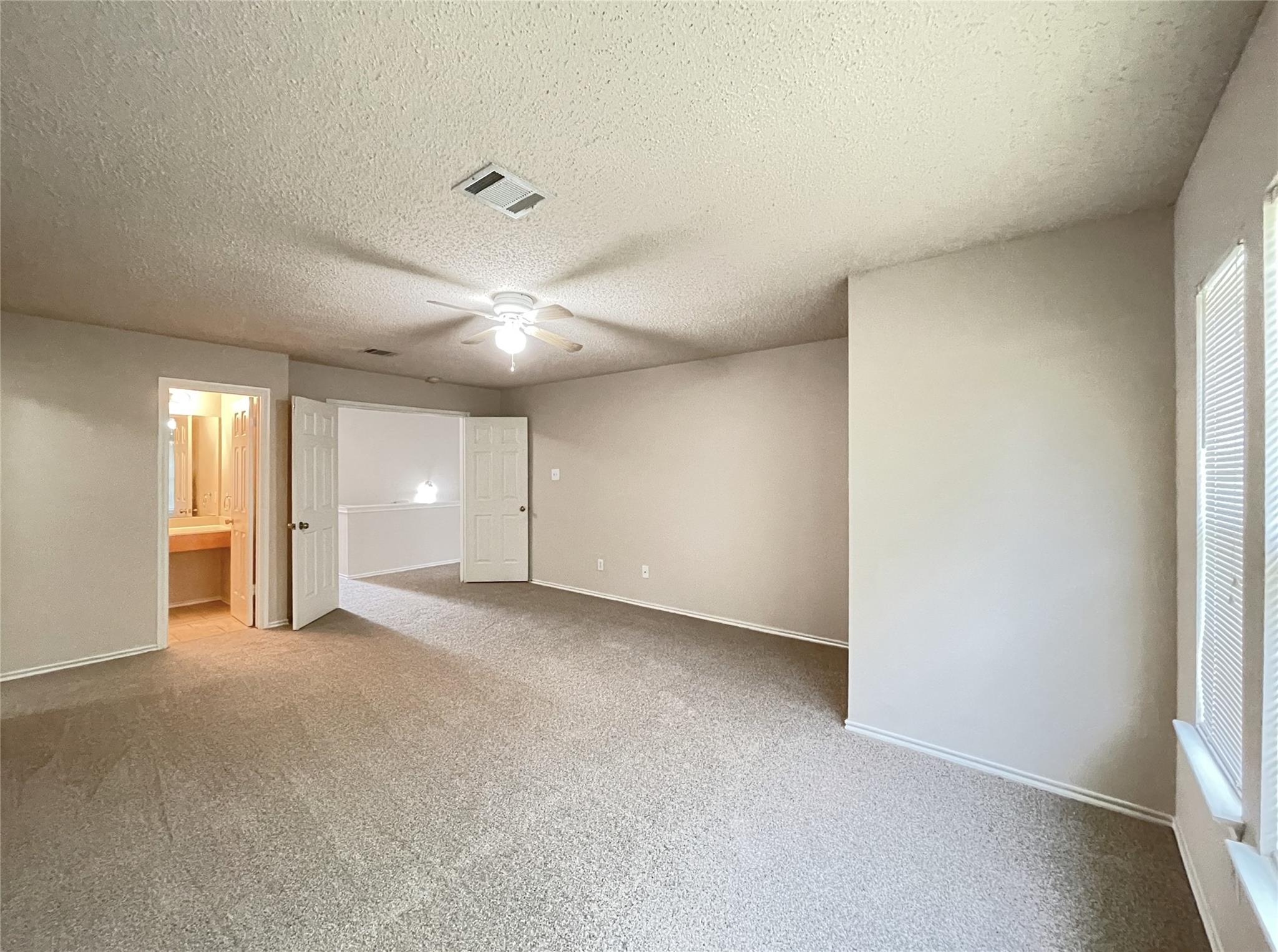 3079 Hill St Property Photo 17