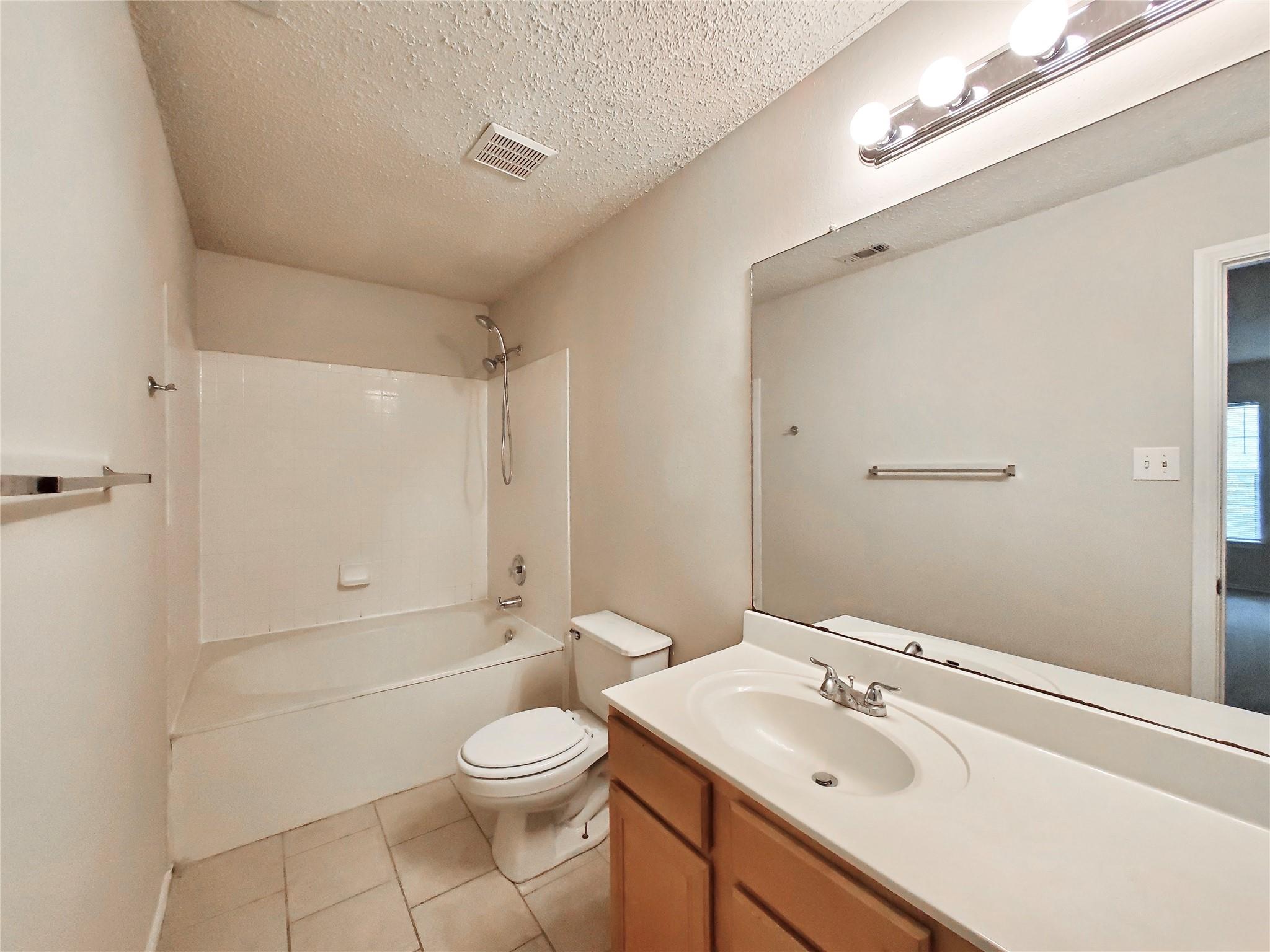 3079 Hill St Property Photo 18