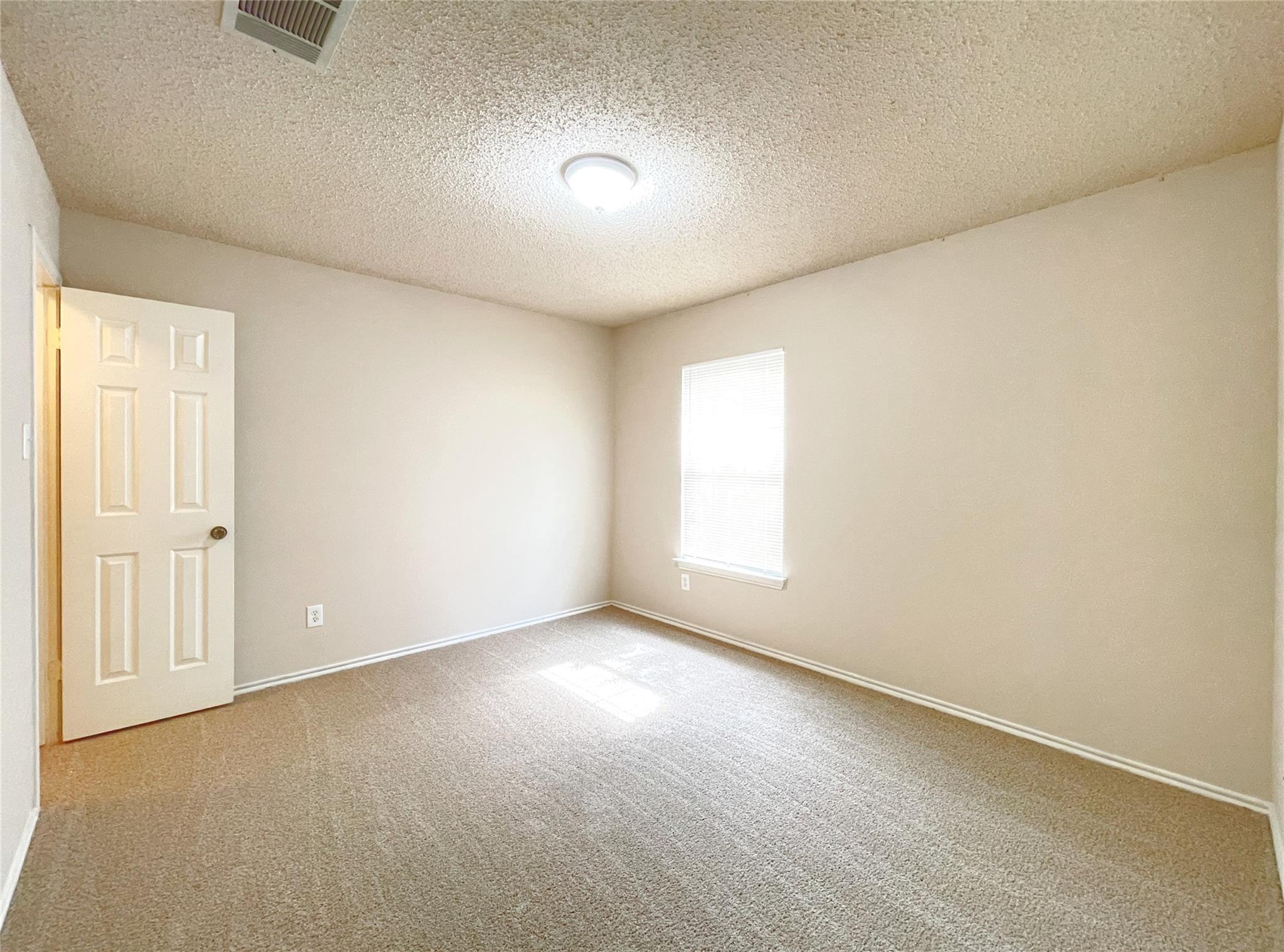 3079 Hill St Property Photo 21