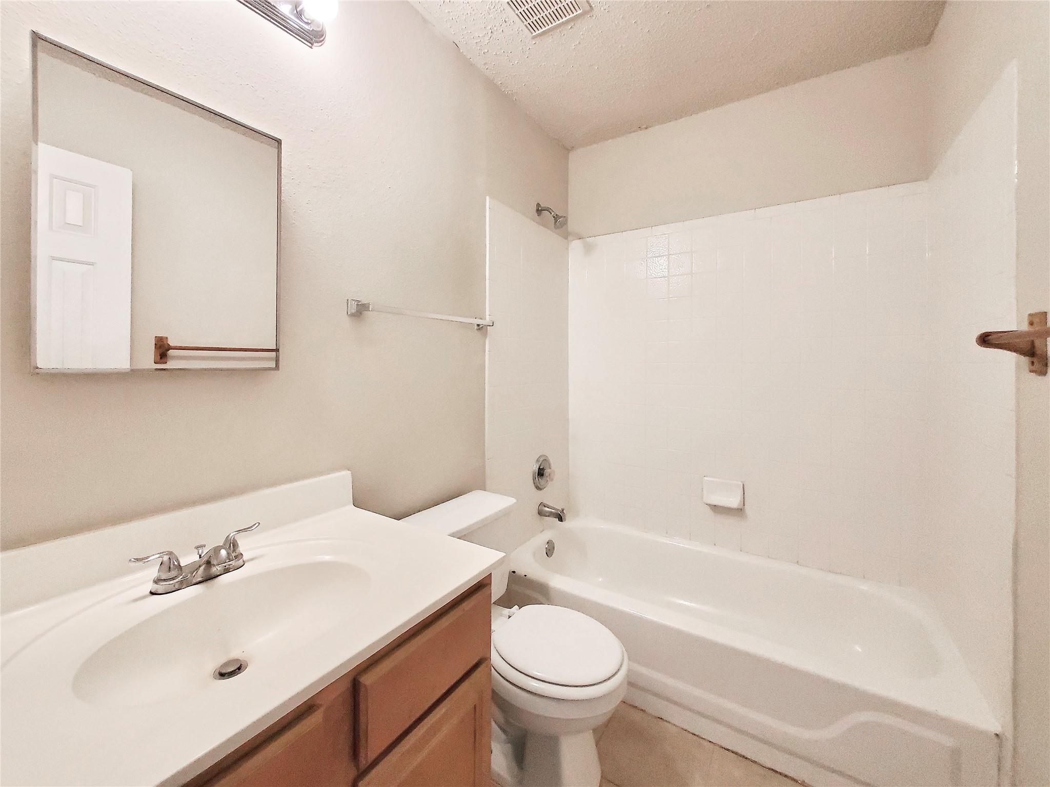 3079 Hill St Property Photo 23
