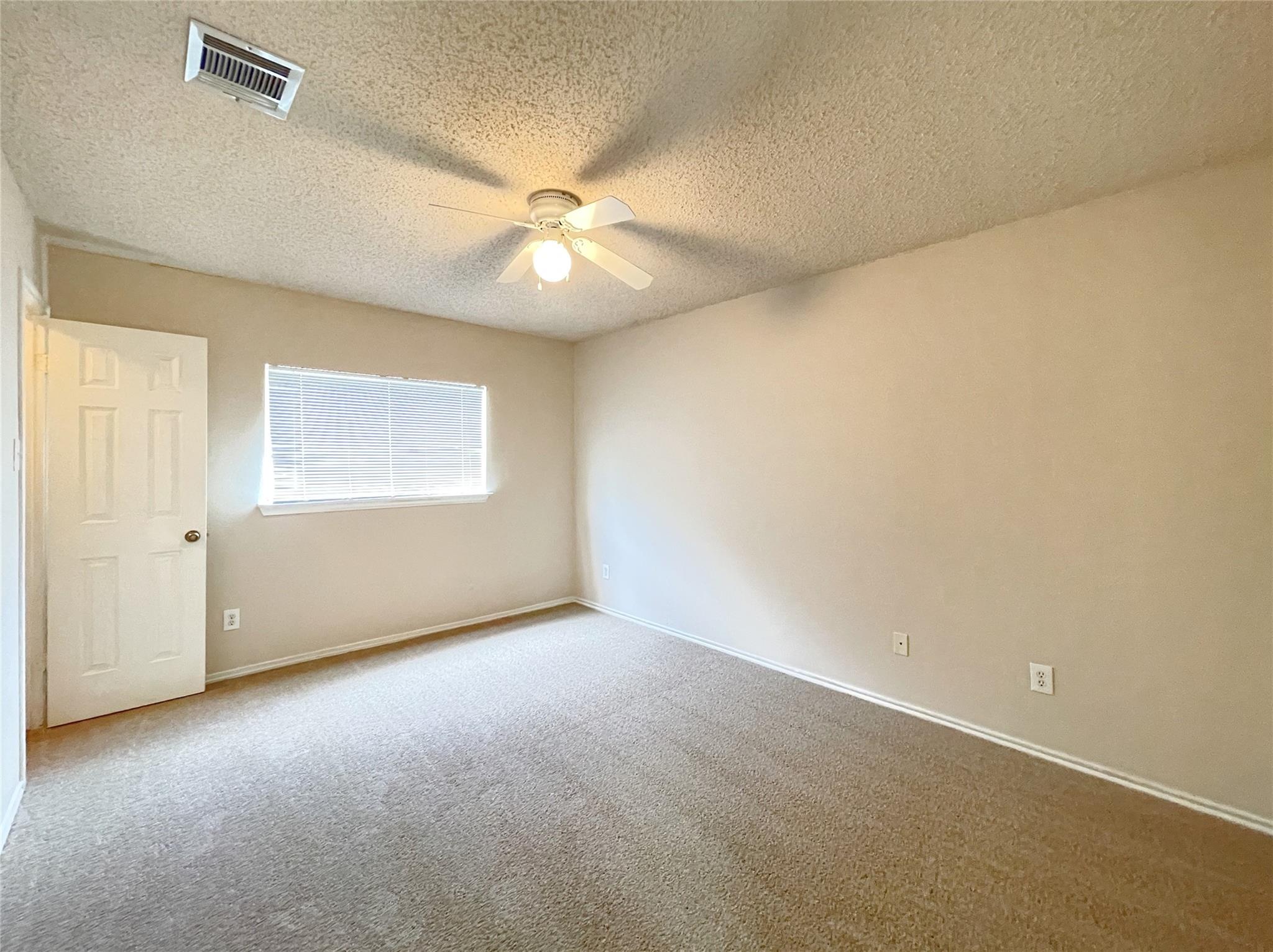 3079 Hill St Property Photo 27