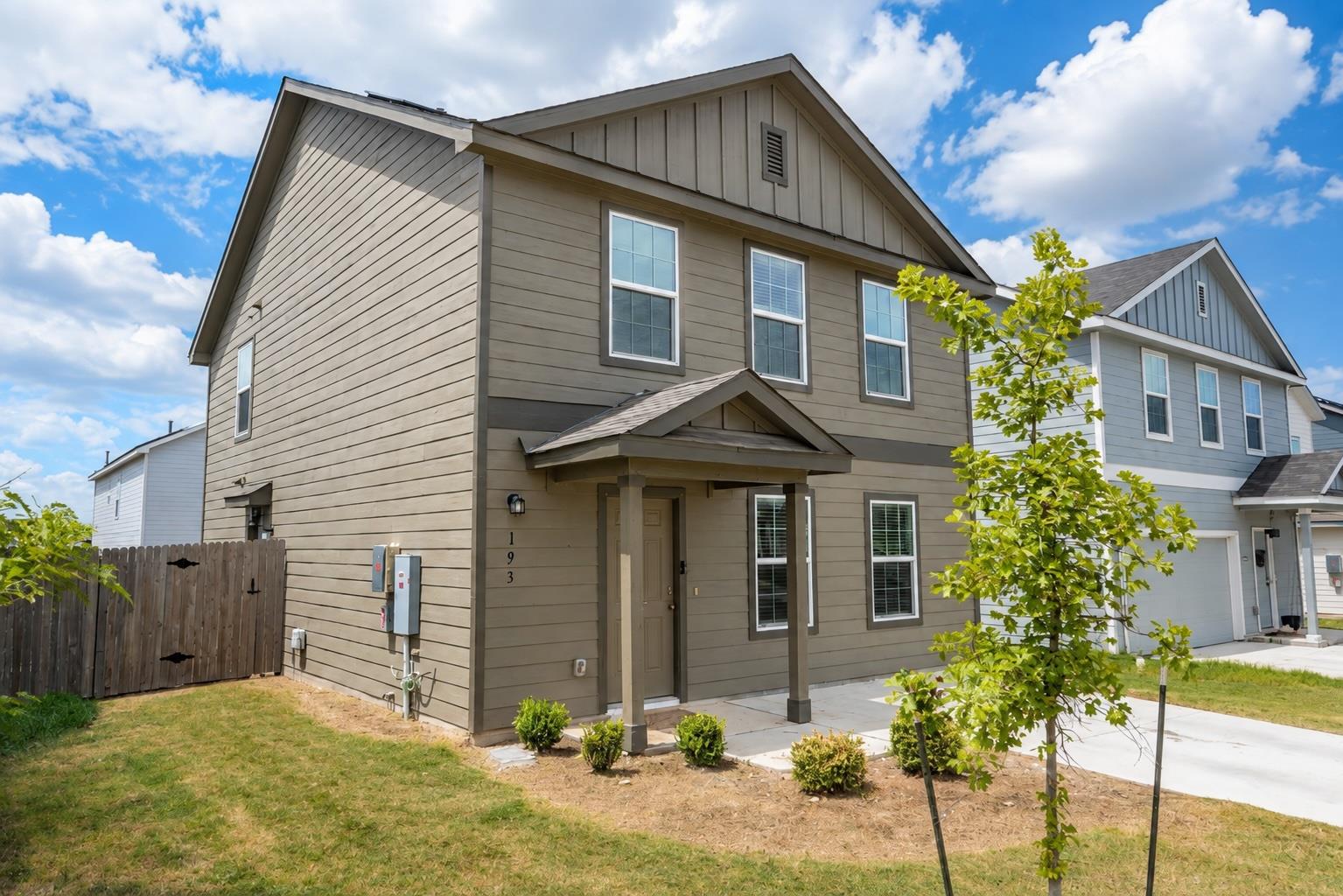 193 Gypsum Vly Property Photo 2