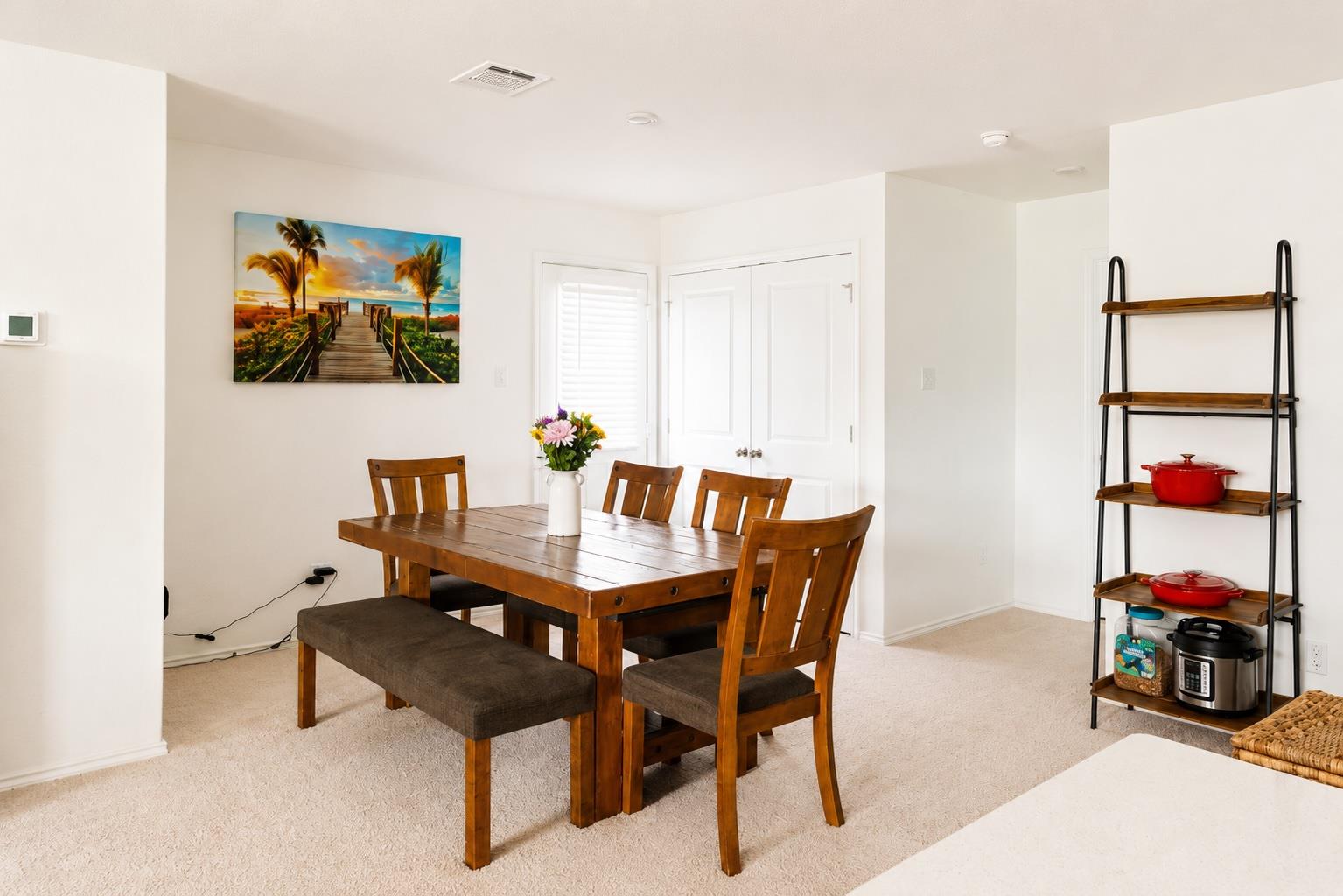 193 Gypsum Vly Property Photo 7