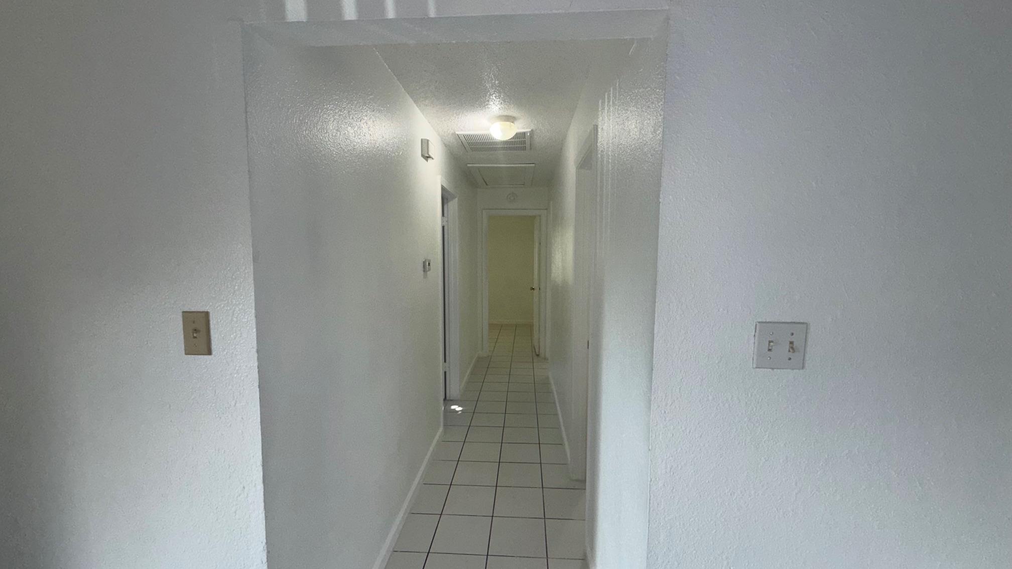 1303 Bonnie Brae St #b Property Photo 7