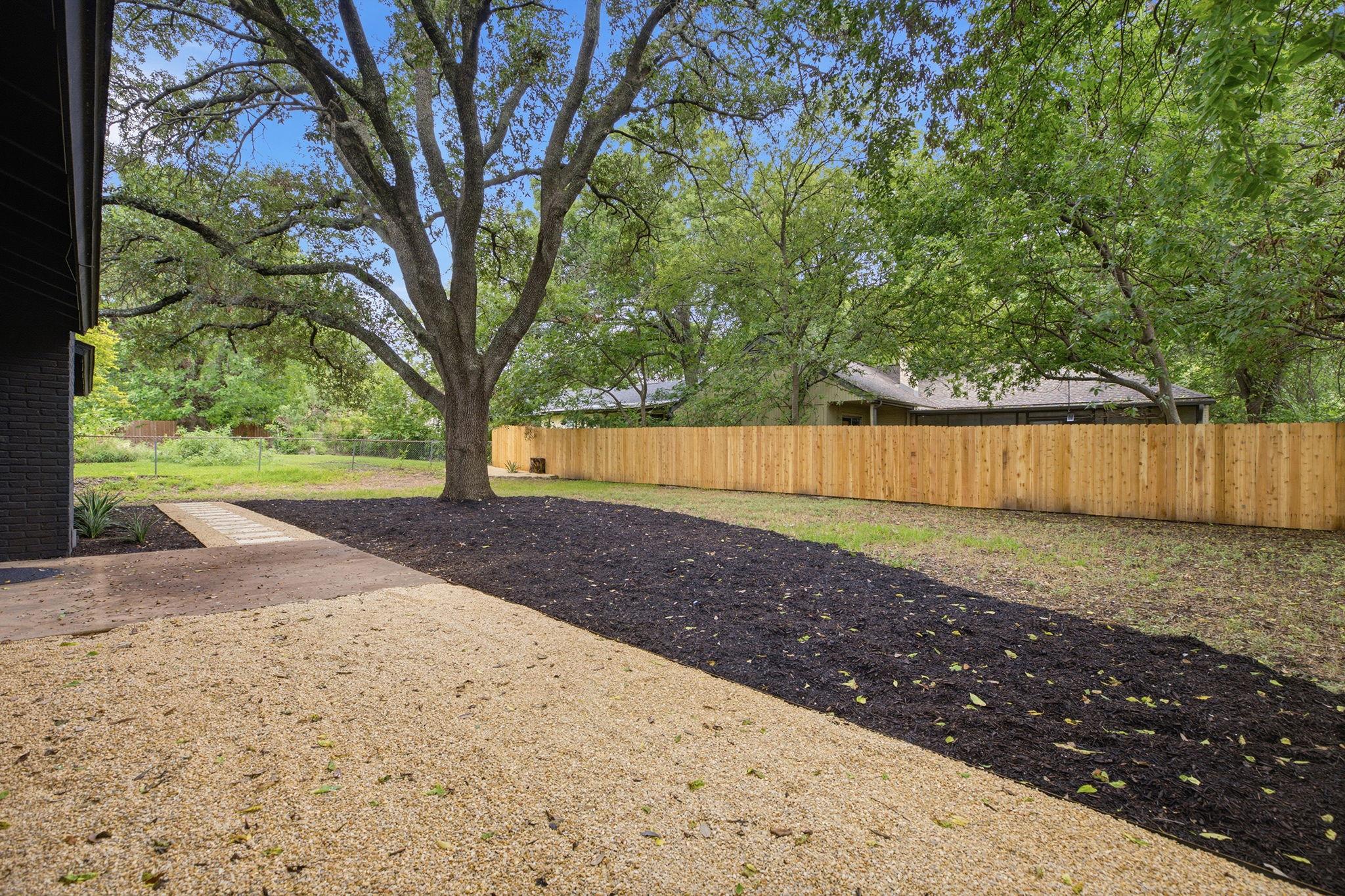 9004 Blue Quail Dr Property Photo 24