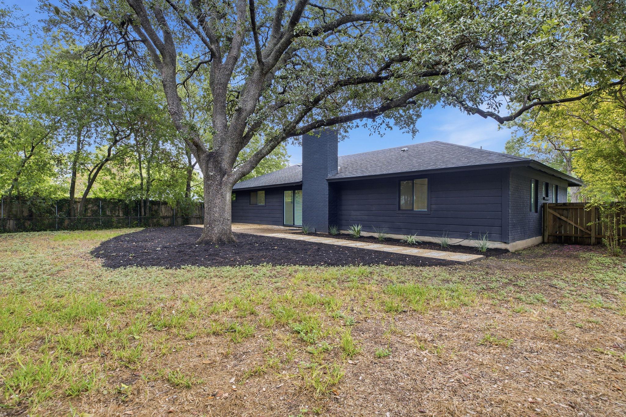 9004 Blue Quail Dr Property Photo 27