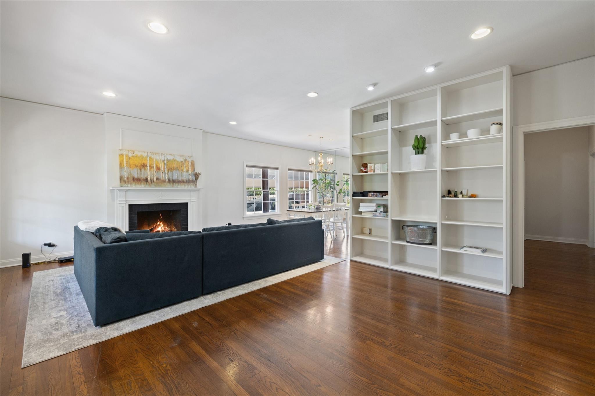 2612 Bridle Path Property Photo 6