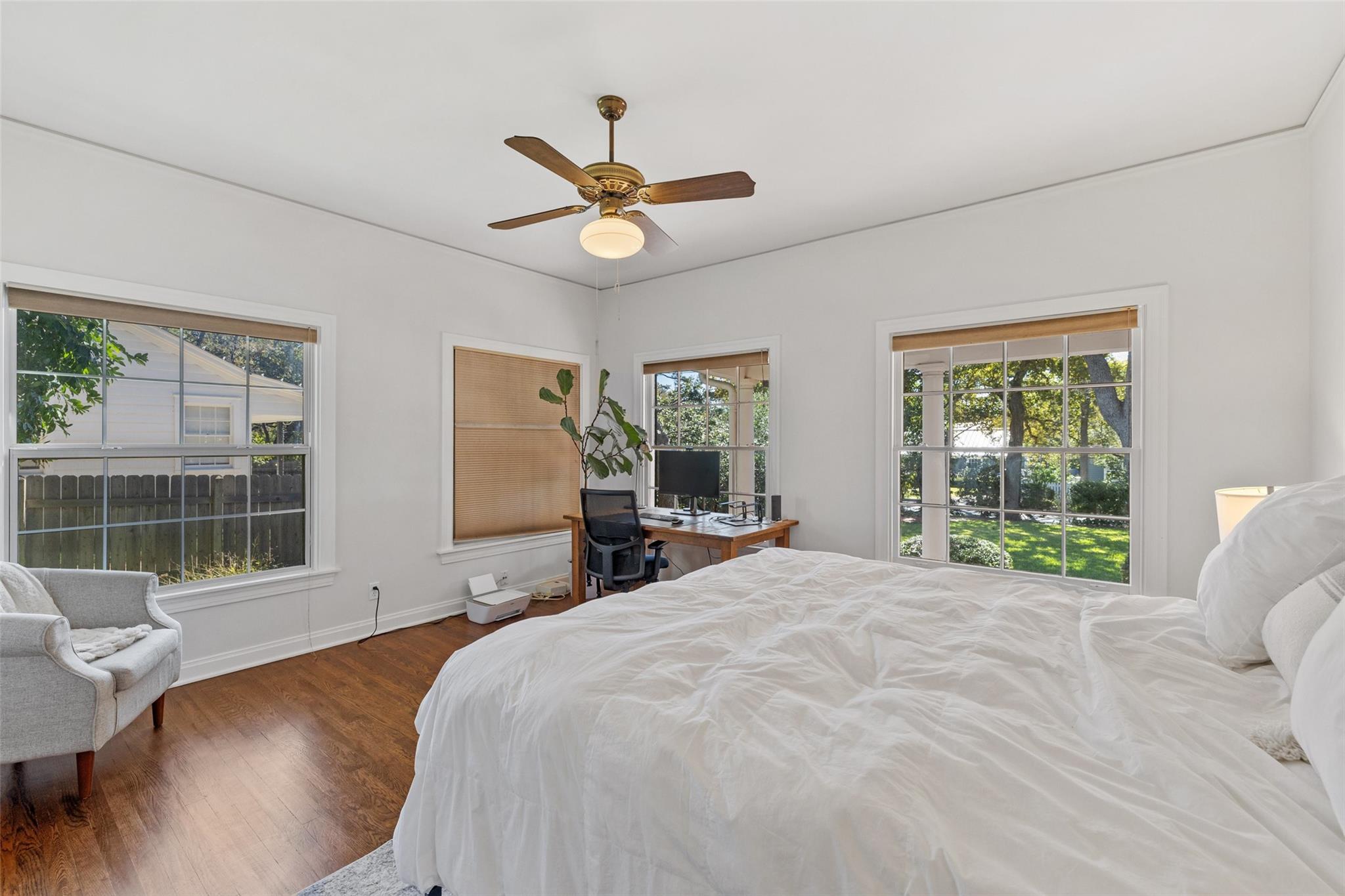 2612 Bridle Path Property Photo 24