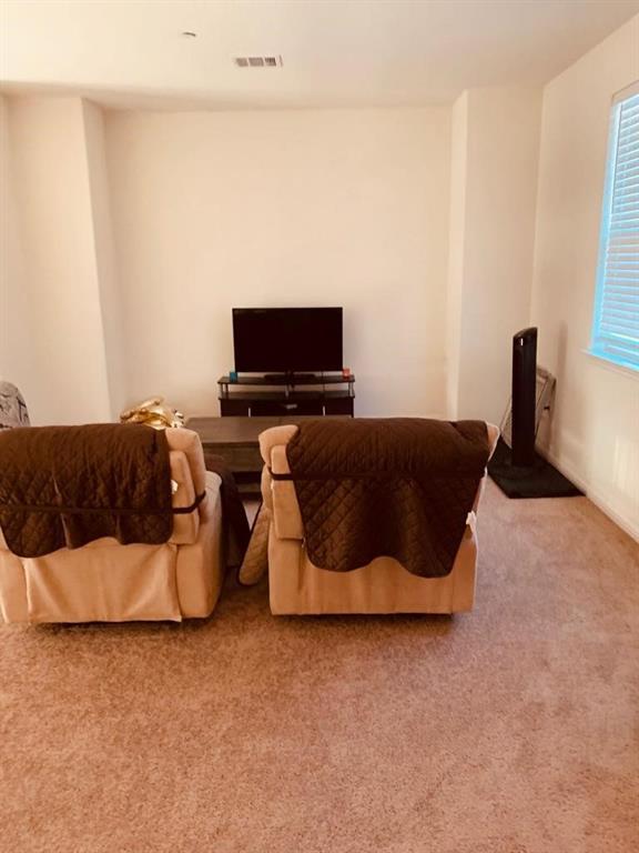 3240 E Whitestone Blvd #60 Property Photo 8