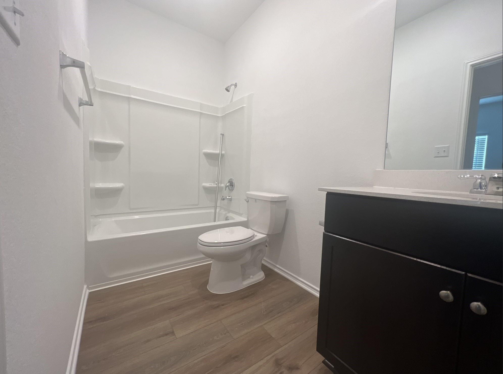 13721 Menard Way Property Photo 9