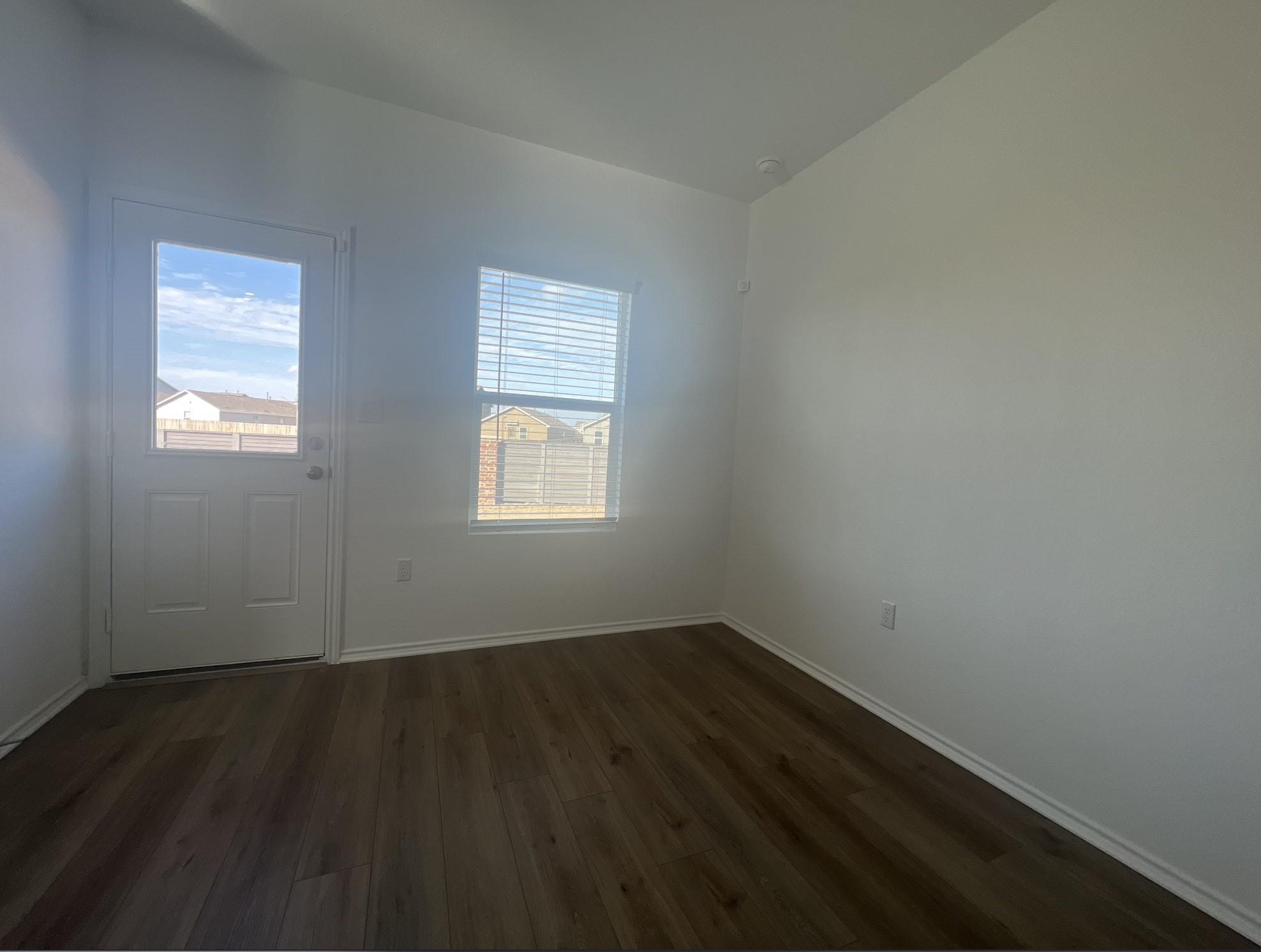 13721 Menard Way Property Photo 14