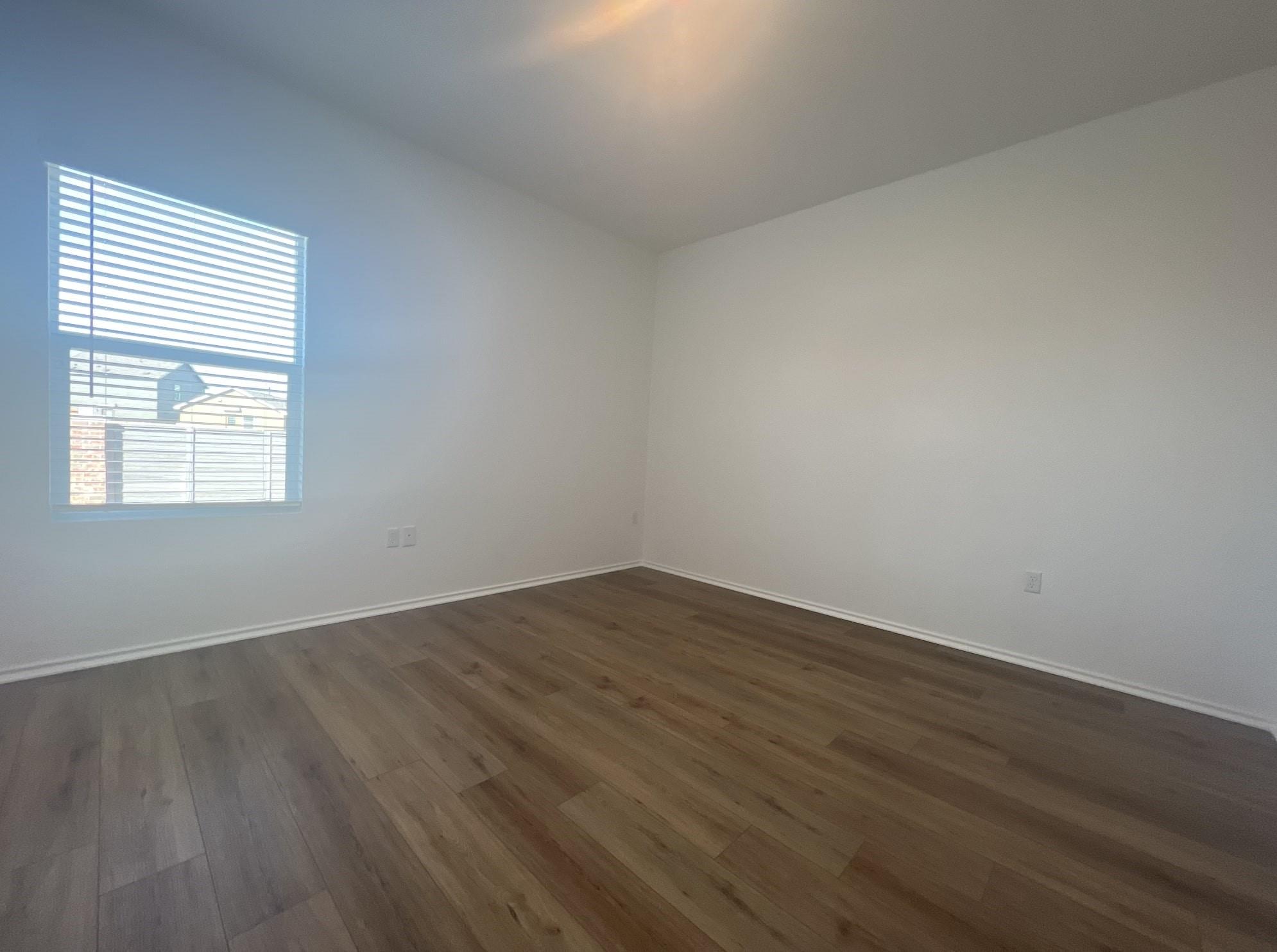 13721 Menard Way Property Photo 16