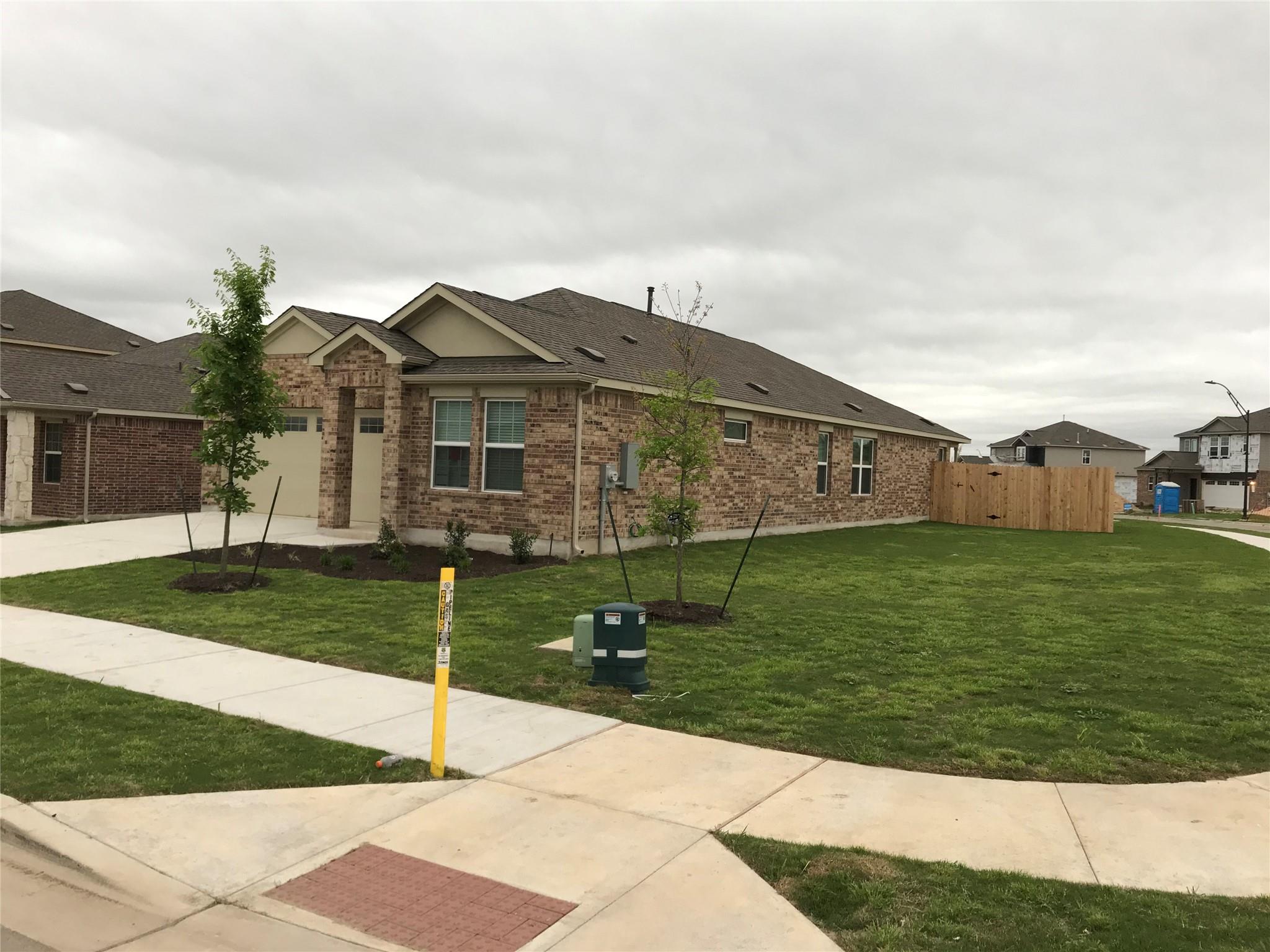 1200 Nokota Bnd Property Photo 2