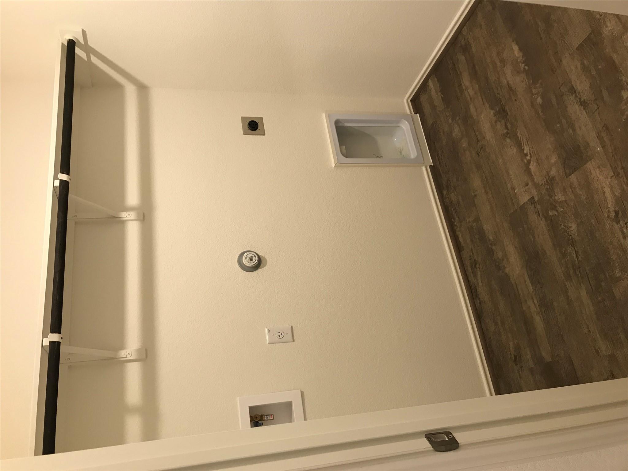 1200 Nokota Bnd Property Photo 12