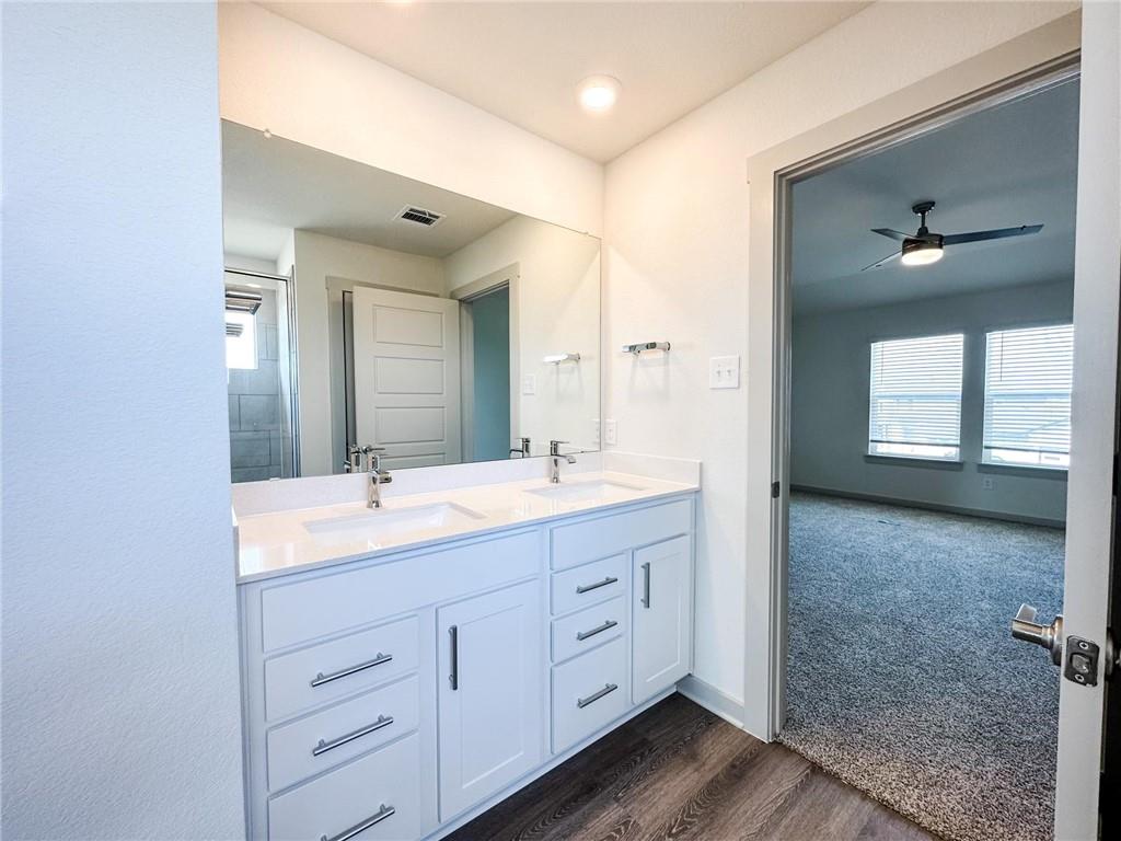 214 New Hampton Way Property Photo 2