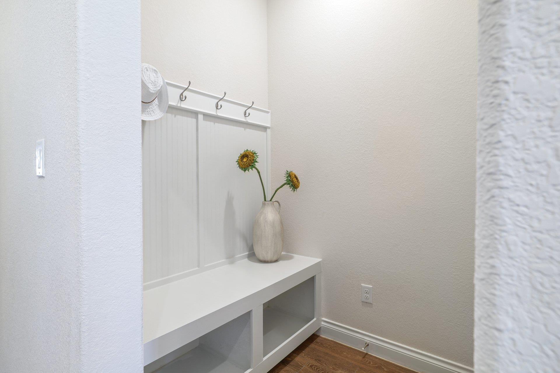 173 Santa Maria St Property Photo 33