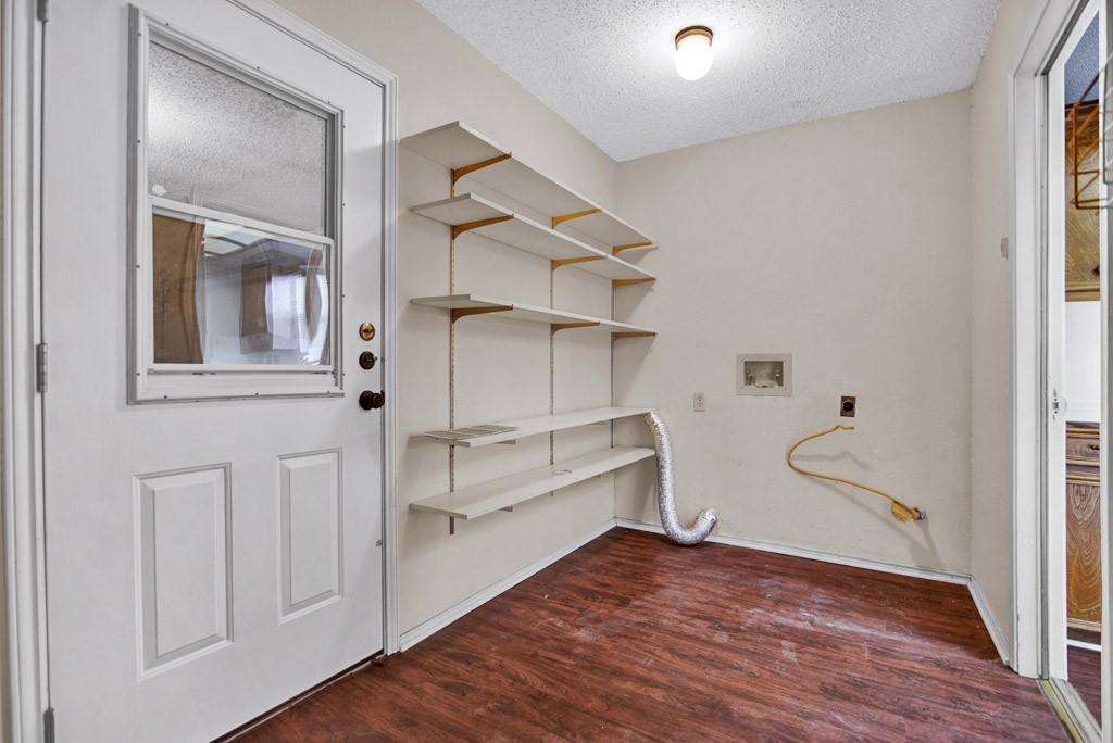 1101 Cresswell Dr Property Photo 21