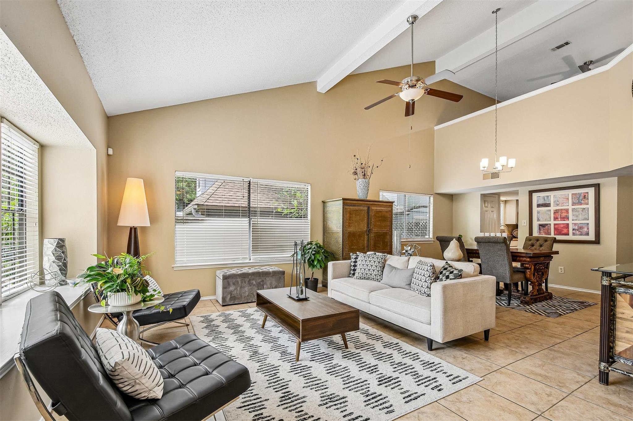 13109 Sinton Ln Property Photo 1