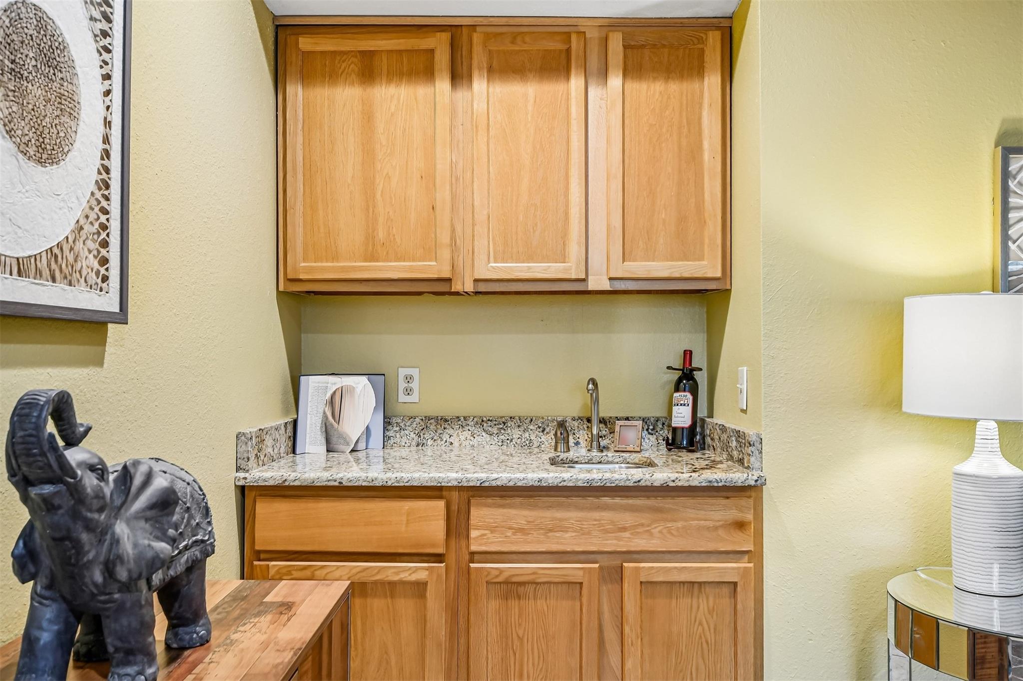 13109 Sinton Ln Property Photo 11