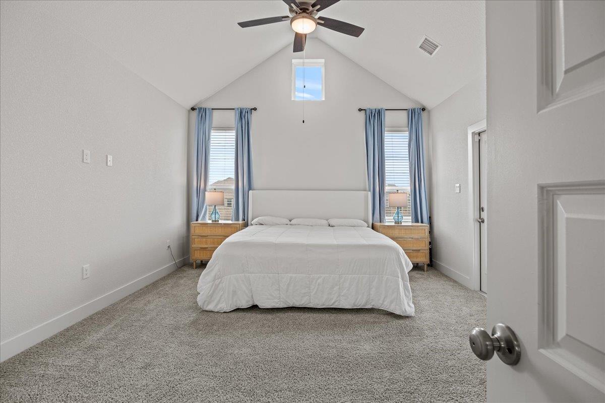 476 Wild Pecan Loop Property Photo 16