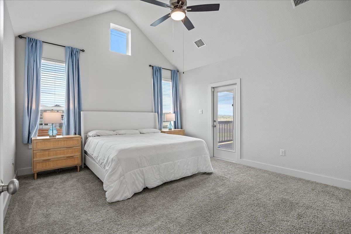 476 Wild Pecan Loop Property Photo 17