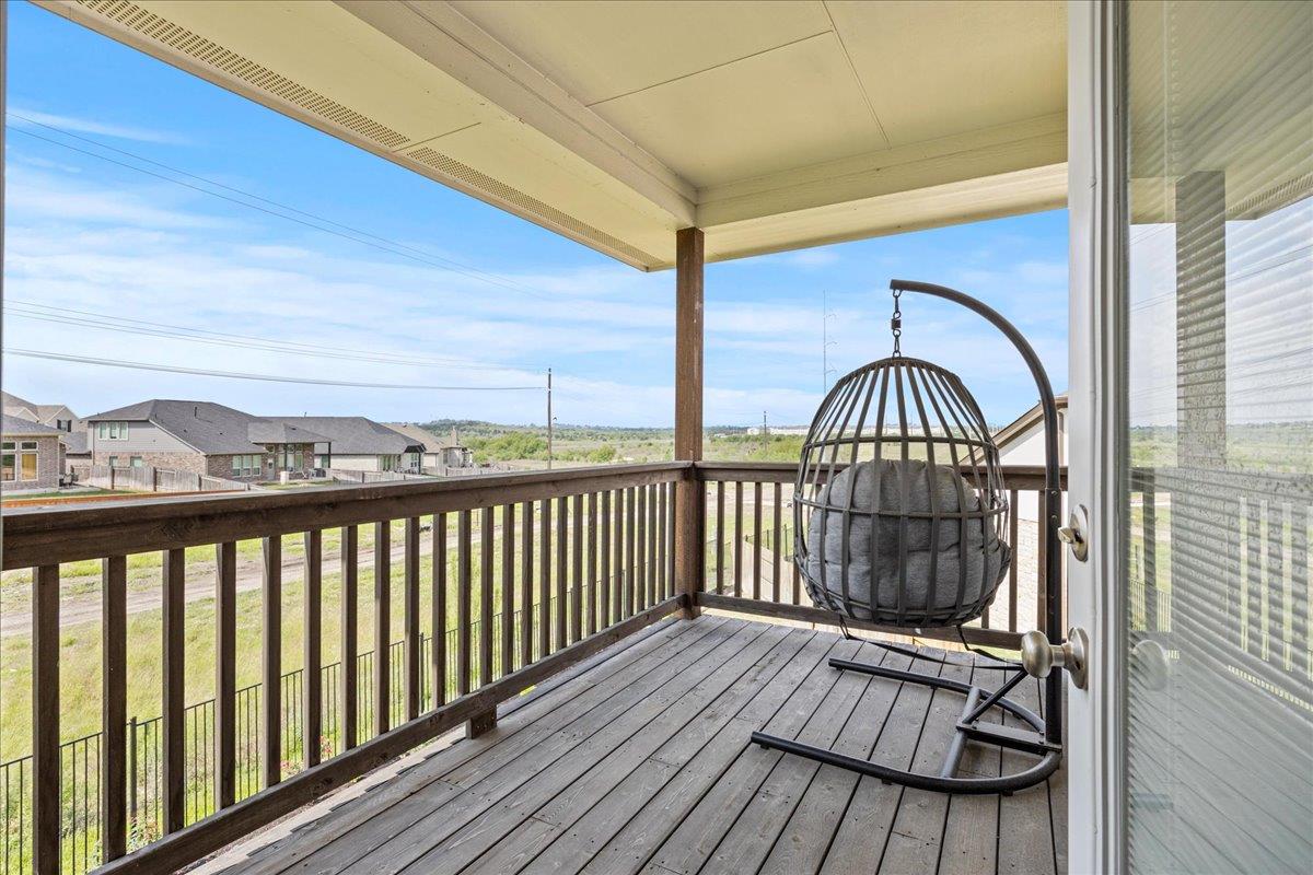 476 Wild Pecan Loop Property Photo 18