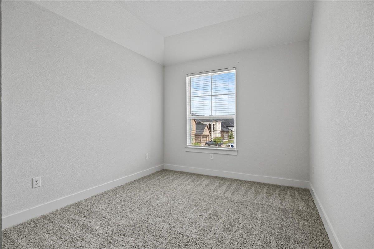 476 Wild Pecan Loop Property Photo 23