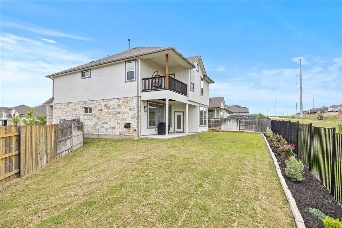 476 Wild Pecan Loop Property Photo 28