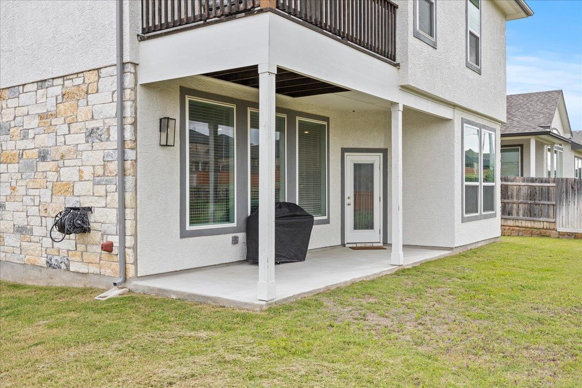 476 Wild Pecan Loop Property Photo 29