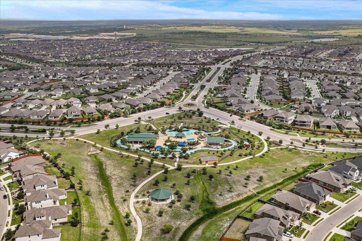 476 Wild Pecan Loop Property Photo 31