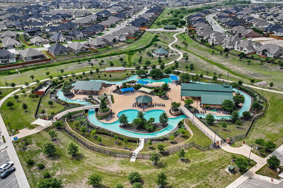 476 Wild Pecan Loop Property Photo 32