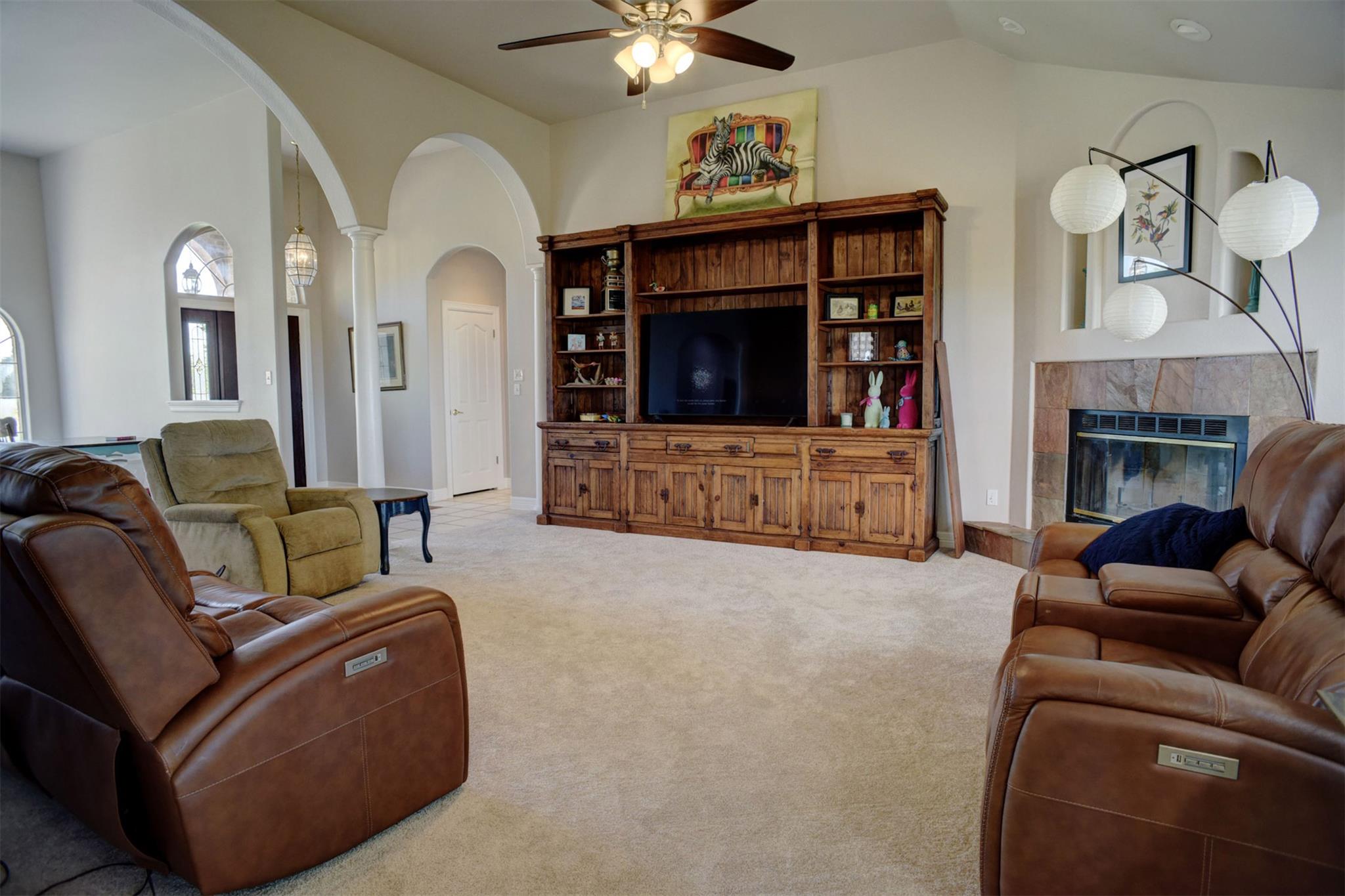 678 Ponderosa Rd Property Photo 8