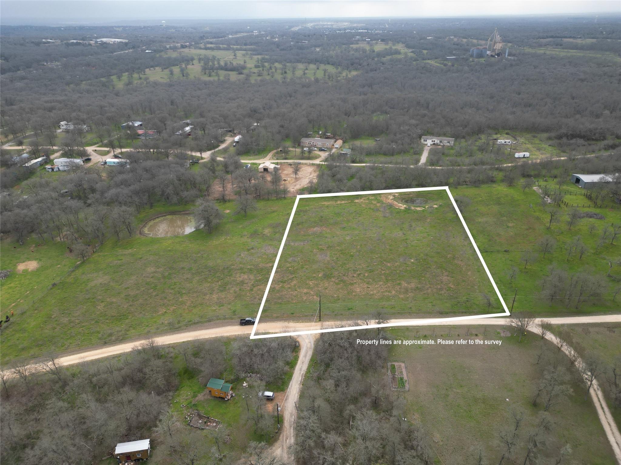 000 White Tail Dr Property Photo 3