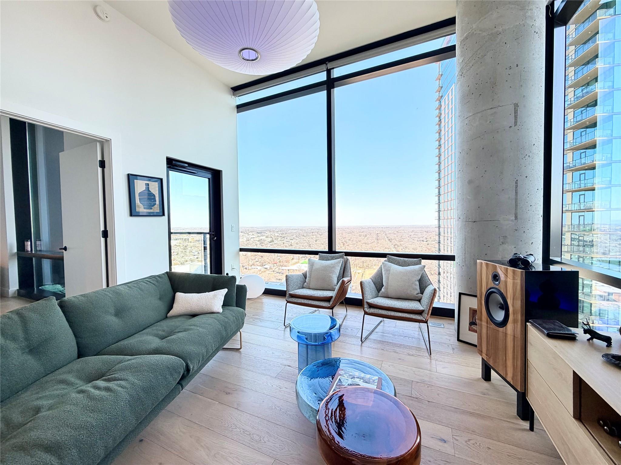 70 Rainey St #2203 Property Photo 4