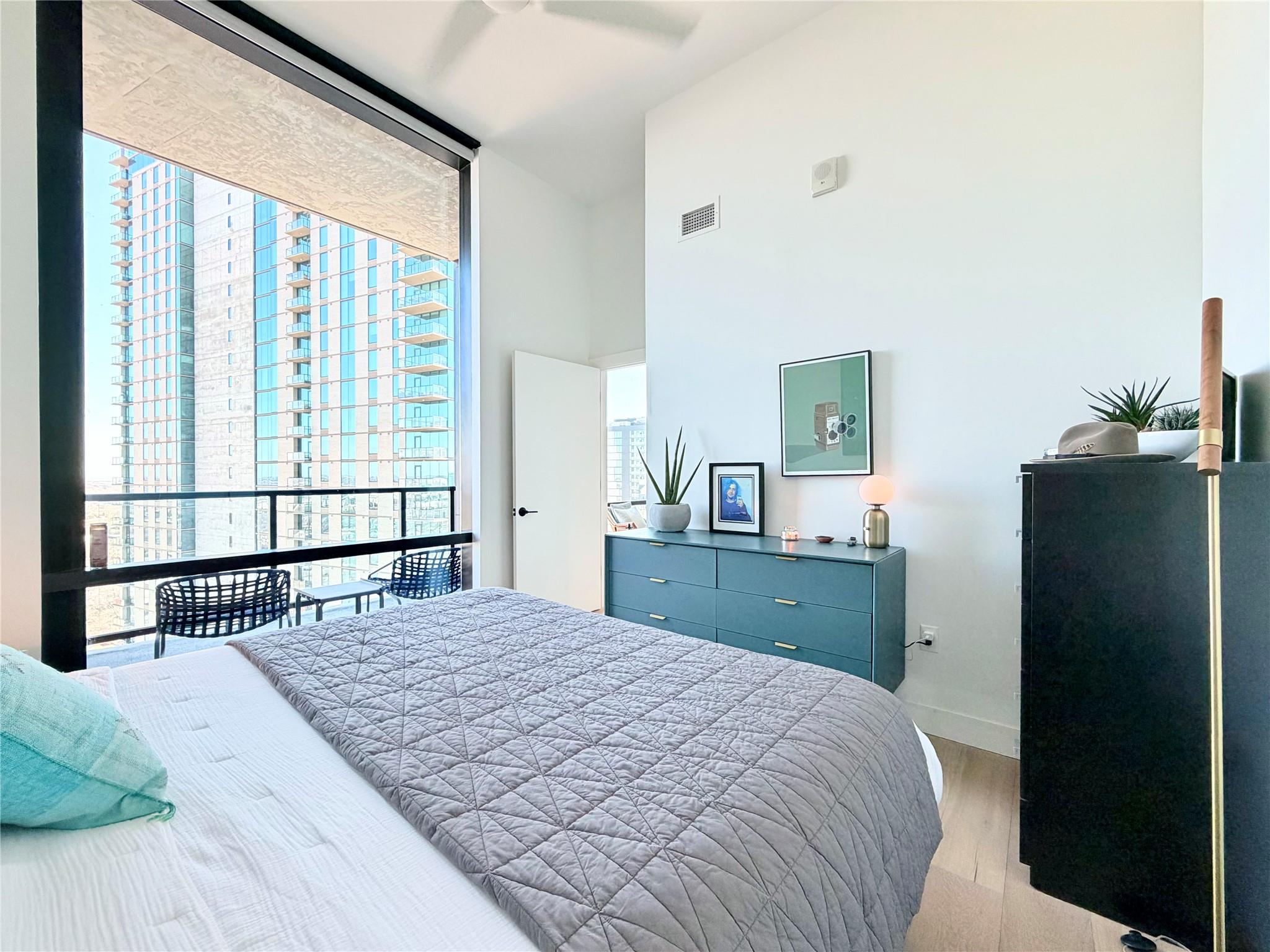 70 Rainey St #2203 Property Photo 15