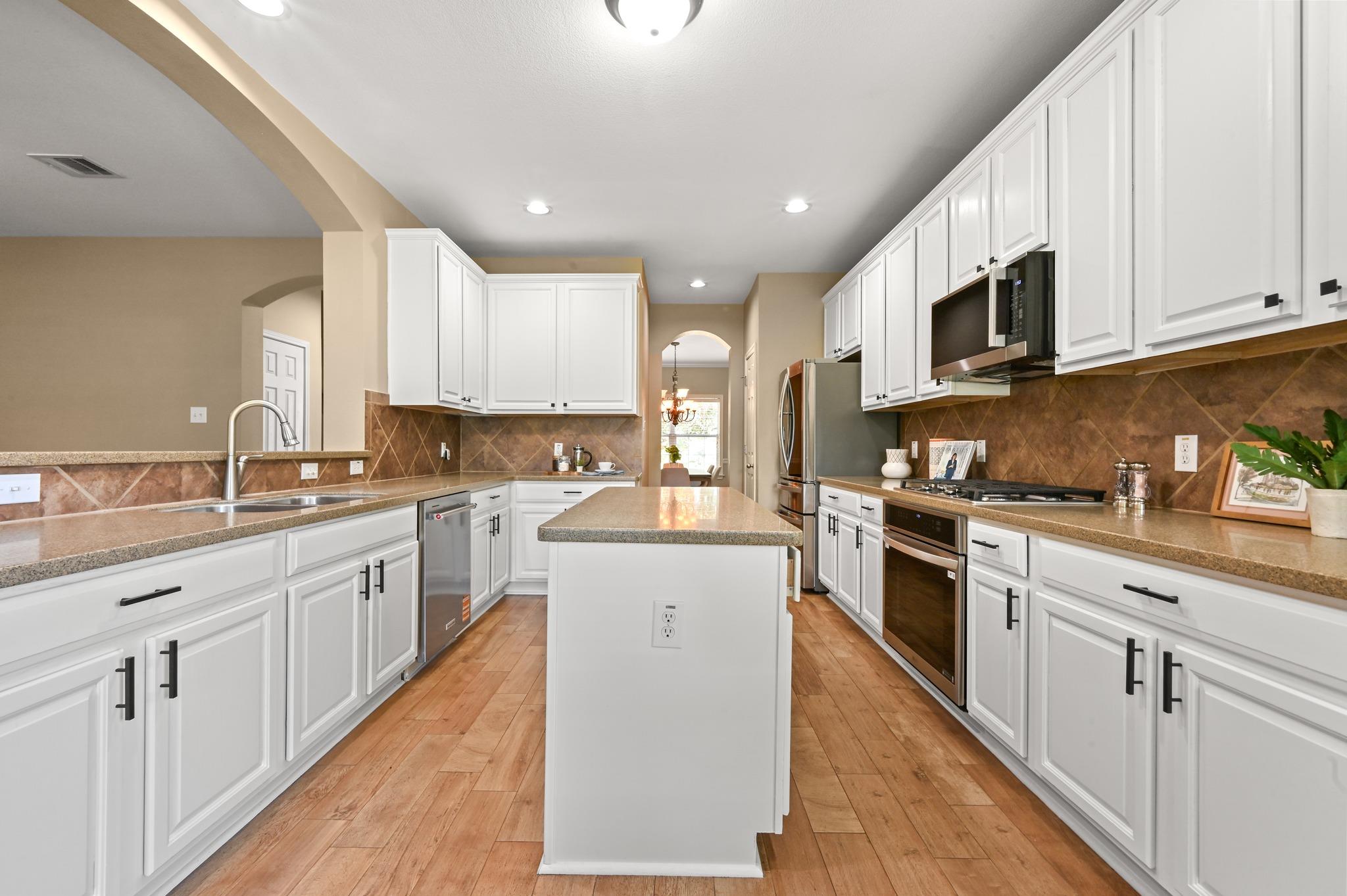 2503 Durlston Ct Property Photo 8