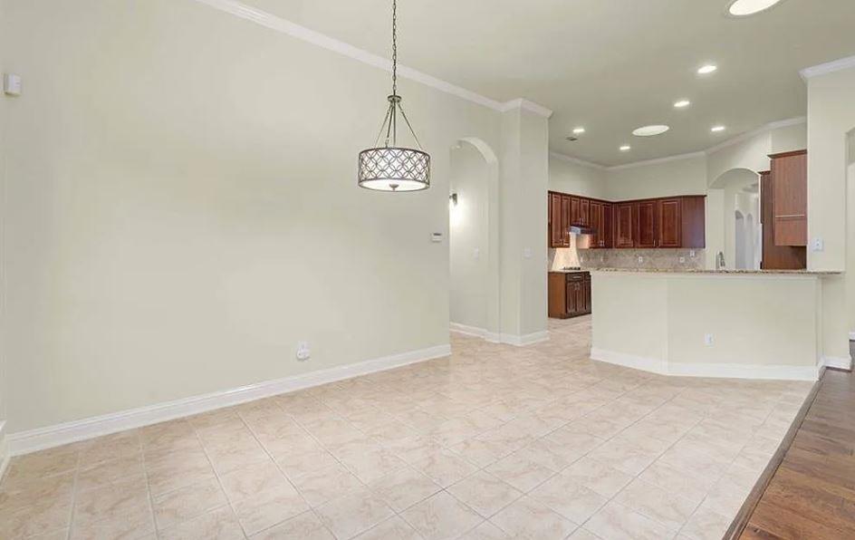 11405 Larue Belle Ln Property Photo 6