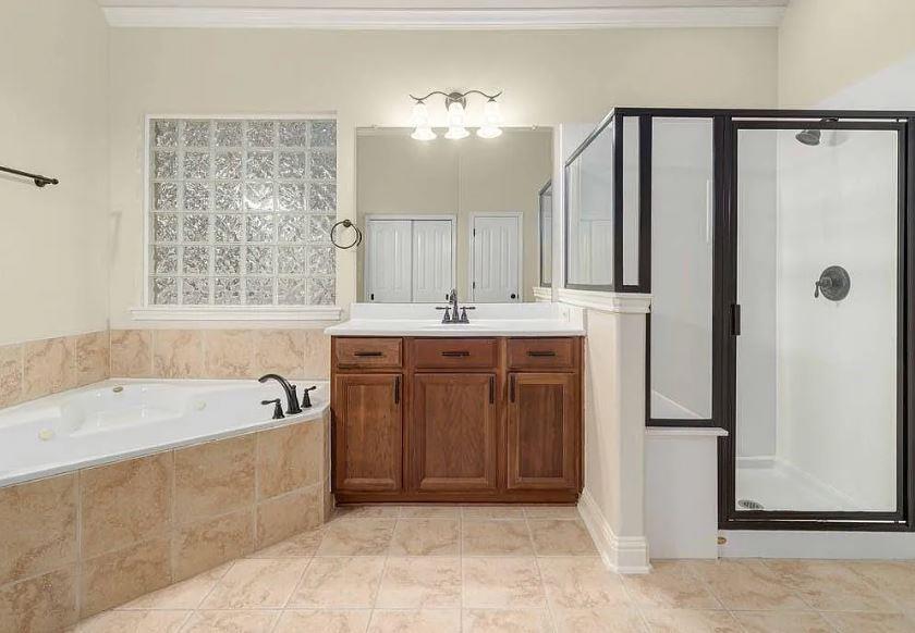 11405 Larue Belle Ln Property Photo 10