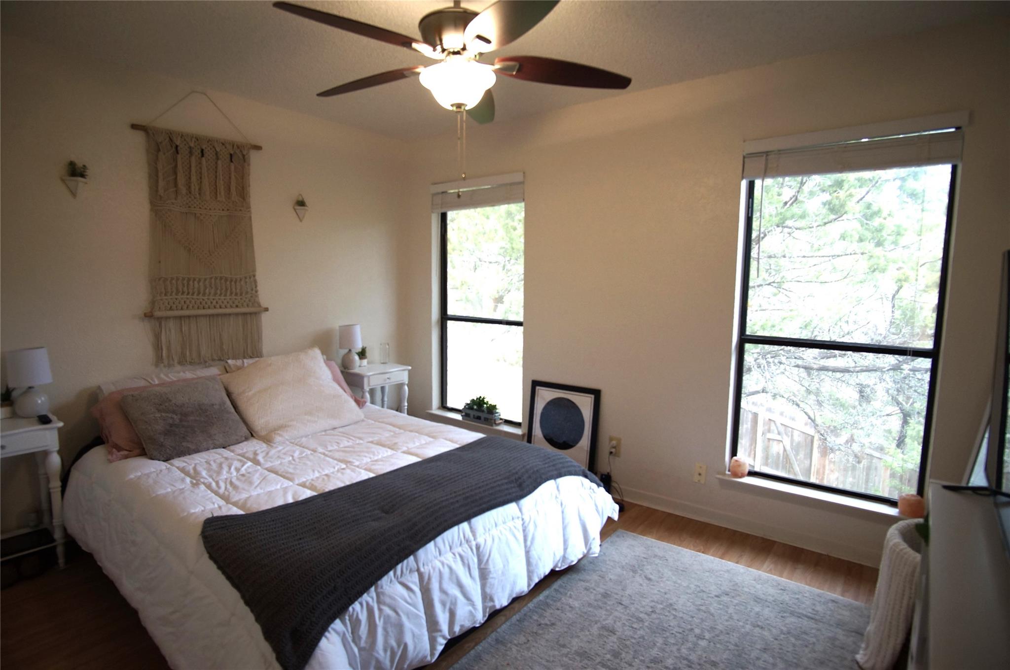 4904 Smokey Vly #b Property Photo 20