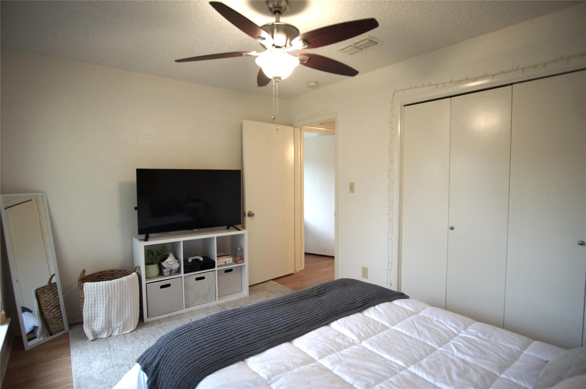 4904 Smokey Vly #b Property Photo 22